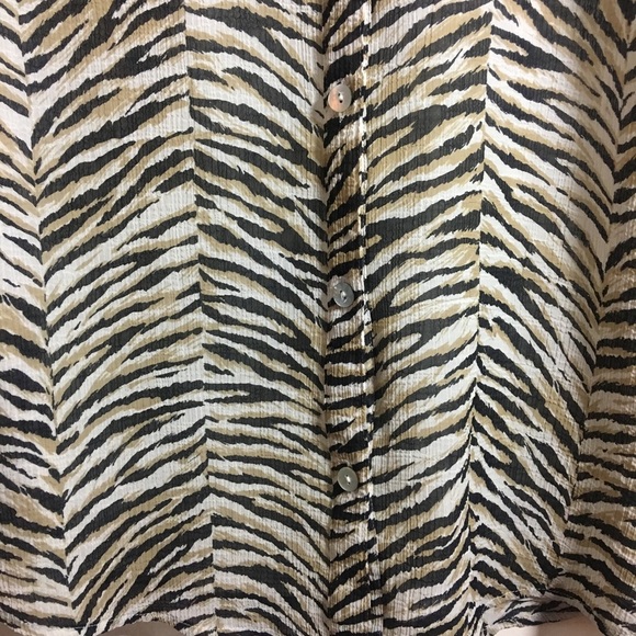 Alfred Dunner women's Blouse size 10 Animal Print - Picture 3 of 7